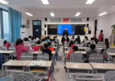 積極參與垃圾分類，共創(chuàng)綠色校園生活