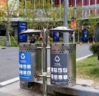 第二屆進博會召開在即，近4000個分類垃圾桶“上崗”